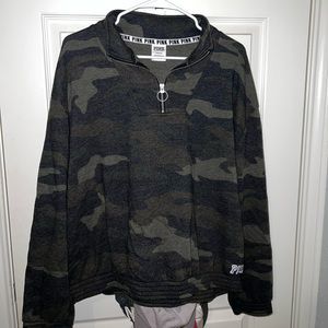Victoria’s secret camo half zip pullover- Size L